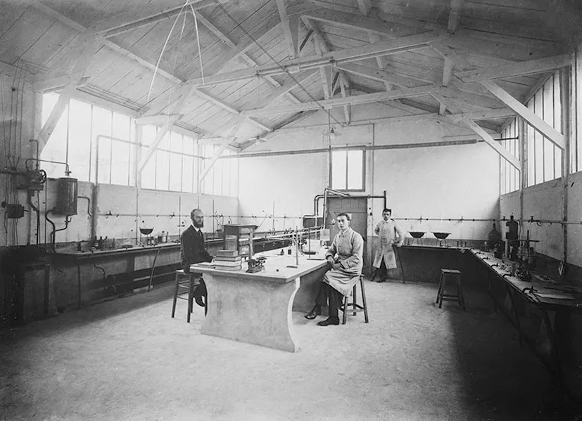 labo-et-machines-rte-de-cremieu-nb-quadri